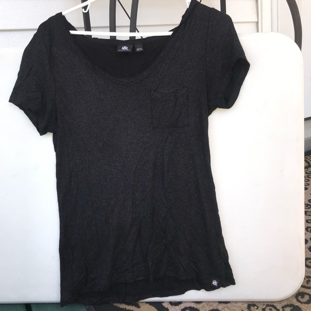 FREE WITH BUNDLE Sparkly tee shirt